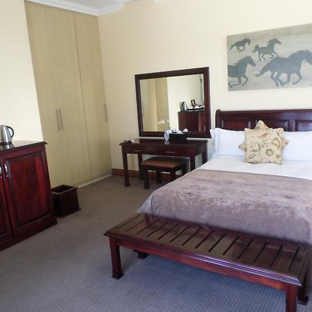 The Links Guest House Pretoria-Noord Exterior foto